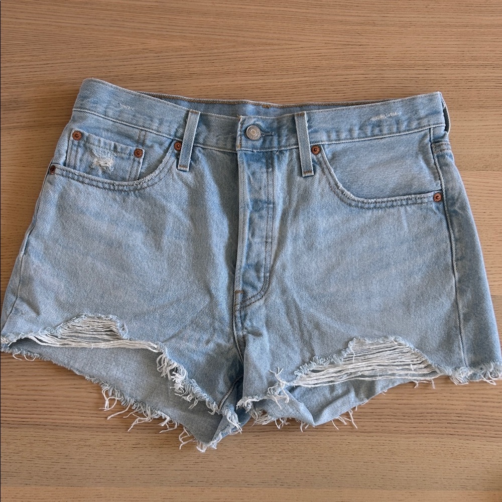LEVI’S Shorts